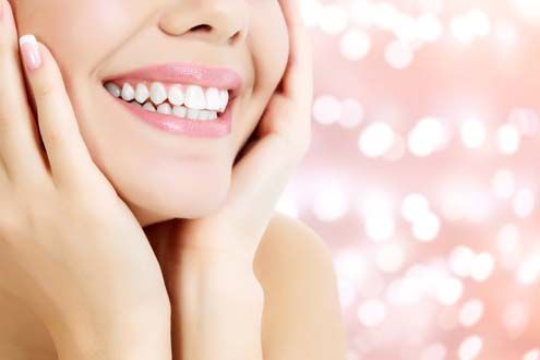 Виды отбеливания зубов: как сделать улыбку красивой и не навредить?